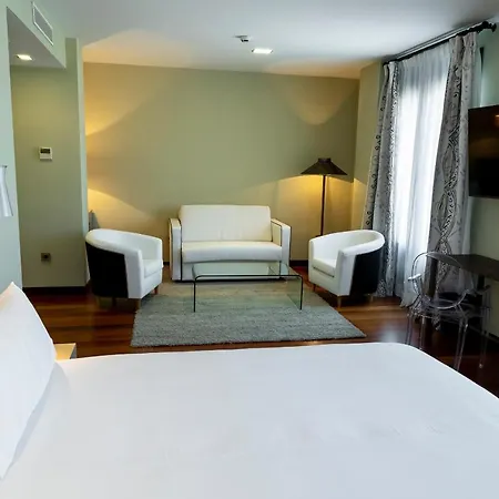 Ar Isabel De Farnesio 4*