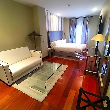 Ar Isabel De Farnesio 酒店 4*