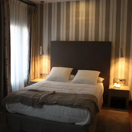 Ar Isabel De Farnesio Hotel San Ildefonso