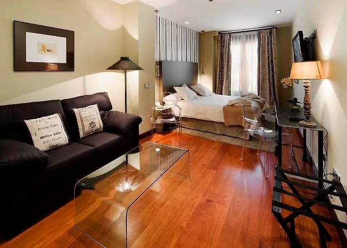 Отель Ar Isabel De Farnesio