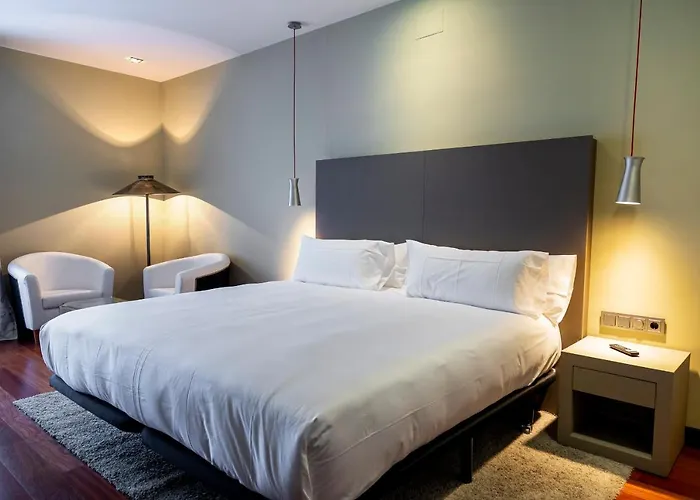 Ar Isabel De Farnesio Hotel