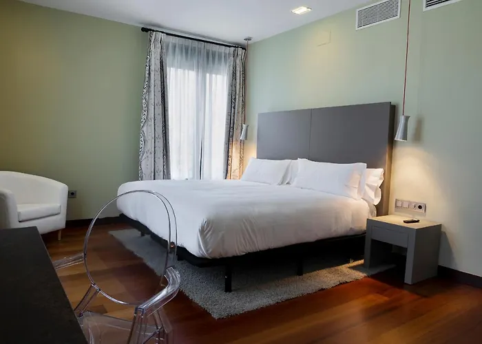 Ar Isabel De Farnesio Hotel