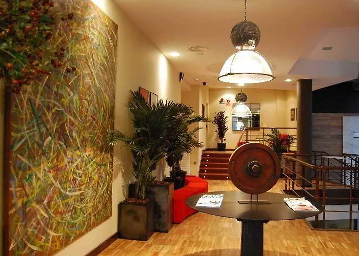 Ar Isabel De Farnesio Hotel