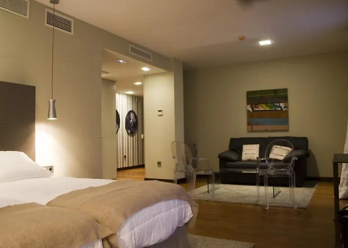 Ar Isabel De Farnesio Отель