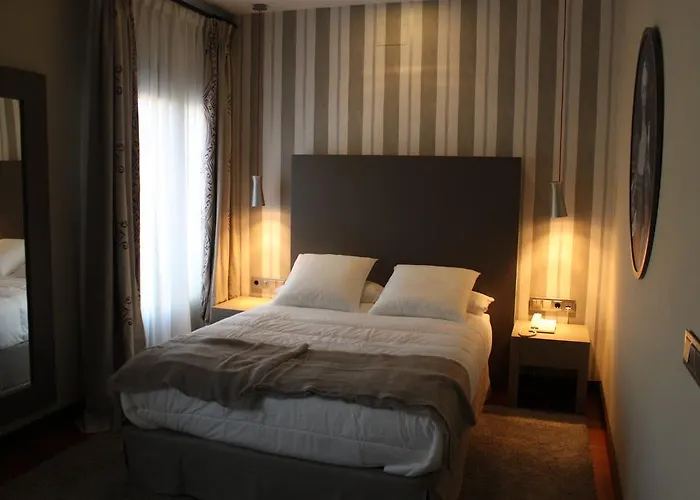 Ar Isabel De Farnesio Hotel San Ildefonso